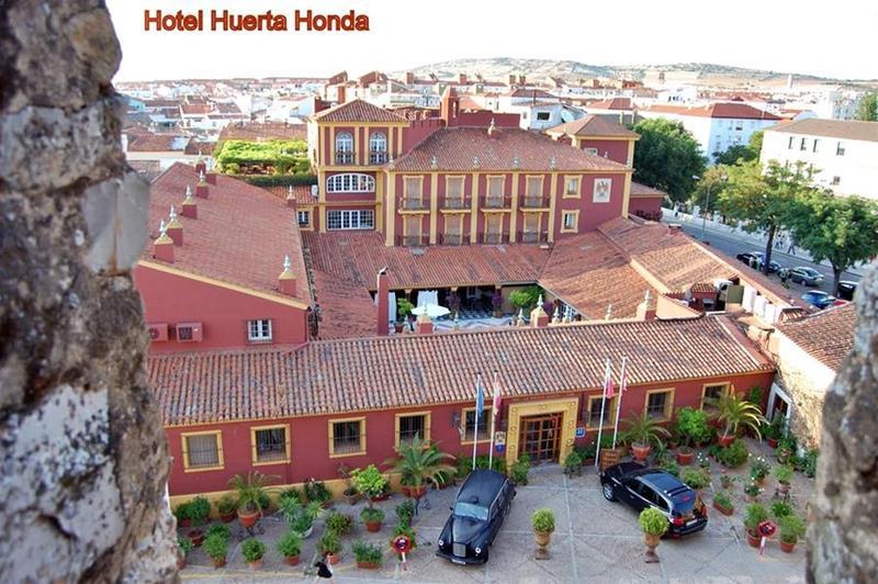 Hotel Huerta Honda Zafra Esterno foto