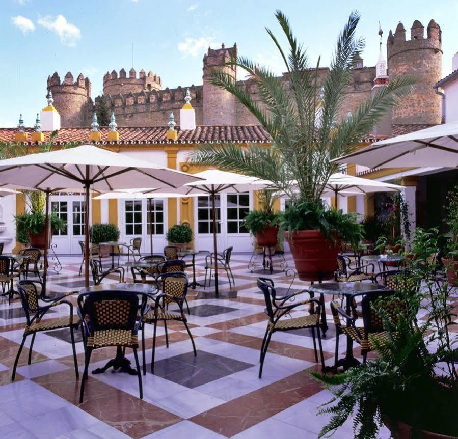 Hotel Huerta Honda Zafra Esterno foto